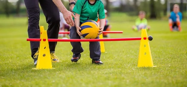 皇马不满西甲赛程：休息时间不足72小时将拒绝参